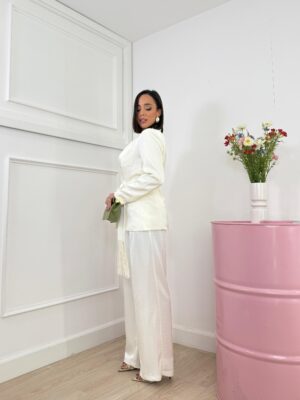 a0a48b06-fd30-48be-bc48-62c205f15d4b