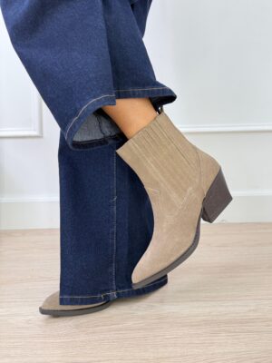 a182907b-66df-4f46-b04c-b94e5d7943ff