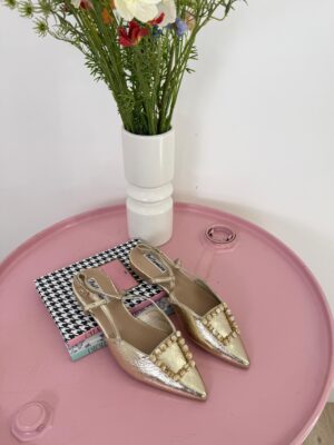 c83f7965-da8a-4f2b-a78f-0c6b3ef6ecdd