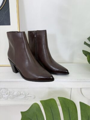 d88ce637-dc21-4726-b03f-d22244e41949