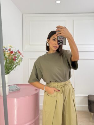 089ad8a9-20c1-4a4e-a856-2c4e600bc989