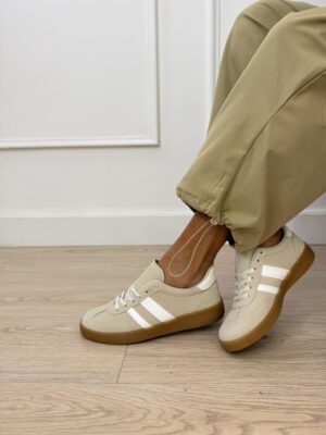 3fa74068-b26f-4988-94cd-ea322a3d7590