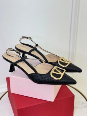 79053b43-e14e-40cb-b679-6a6402415326