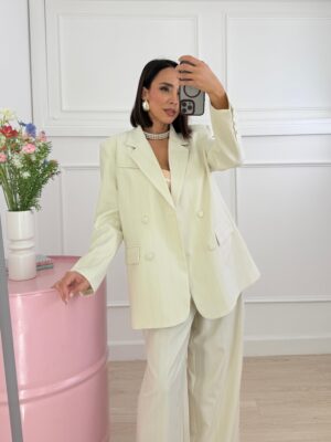 7ad39048-d79d-4c4f-9c28-689d95afd6db