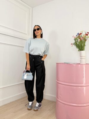 9a567b1f-3536-49d2-a250-ce077a87c007