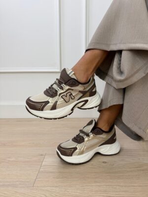 9f058e0c-b56f-44b0-affd-4fa414b2219e