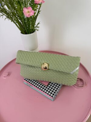 a916440f-060a-46a5-a39b-311757bf34db