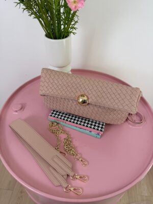 b17815ce-858d-4598-abaf-3f3139344086