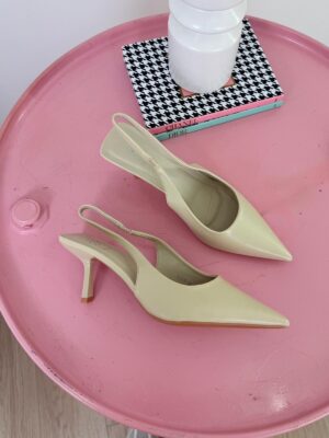 c7861e57-5e2c-46e3-811a-b389ab5b98e1