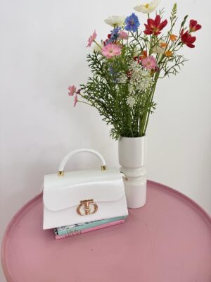 c83312a5-9769-4929-9efb-4ff820f3aaf1