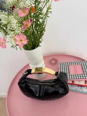 09343728-3b06-4025-9b3f-83872028ff74